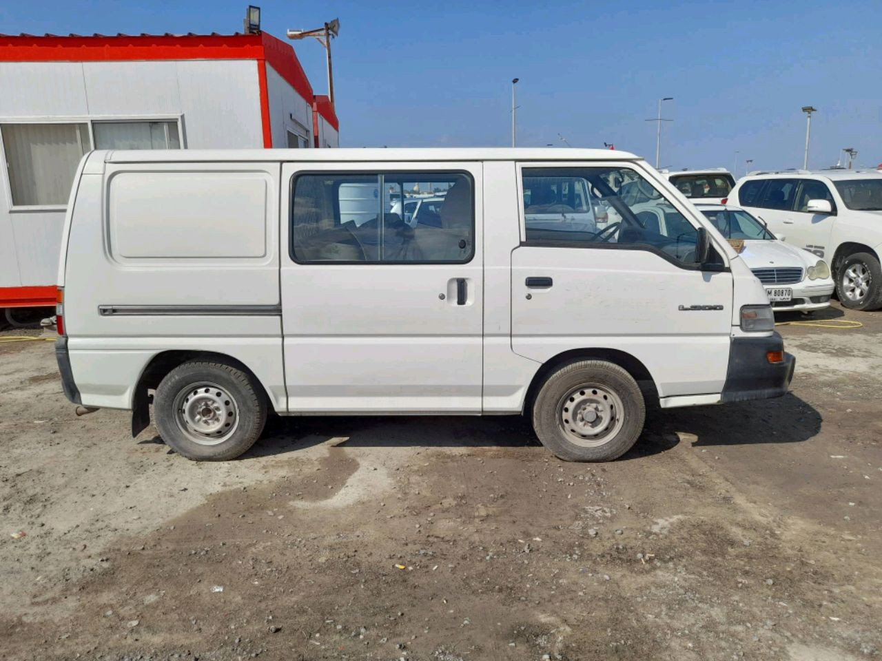 Mitsubishi L300 - Image 6