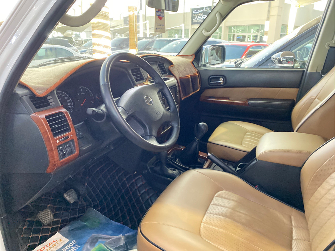 Nissan Patrol - Image 4