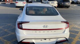 Hyundai Sonata - Image 3