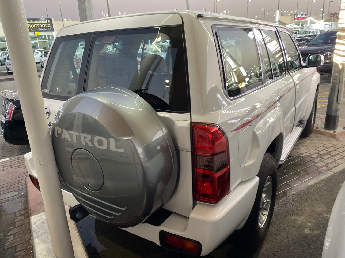Nissan Patrol - Image 6