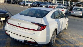 Hyundai Sonata - Image 8