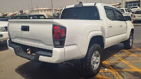 Toyota Tacoma - Image 7