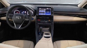 Toyota Avalon - Image 8
