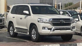 Toyota Land Cruiser - Image 6