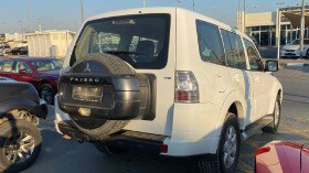 Mitsubishi Pajero - Image 7