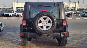 Jeep Wrangler - Image 4