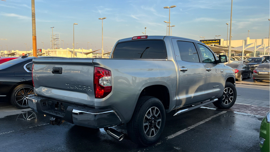 Toyota Tundra - Image 8
