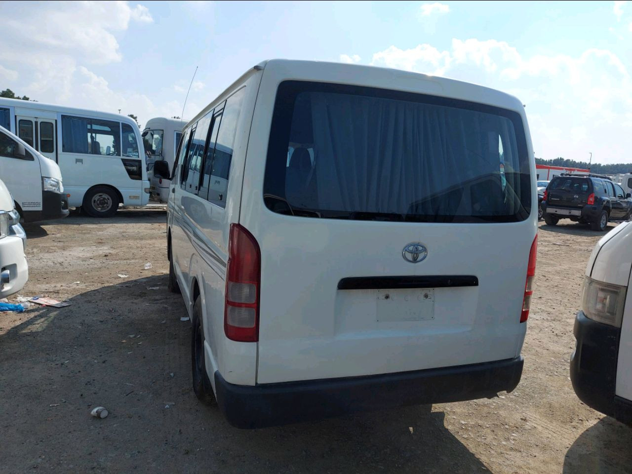 Toyota Hiace - Image 3