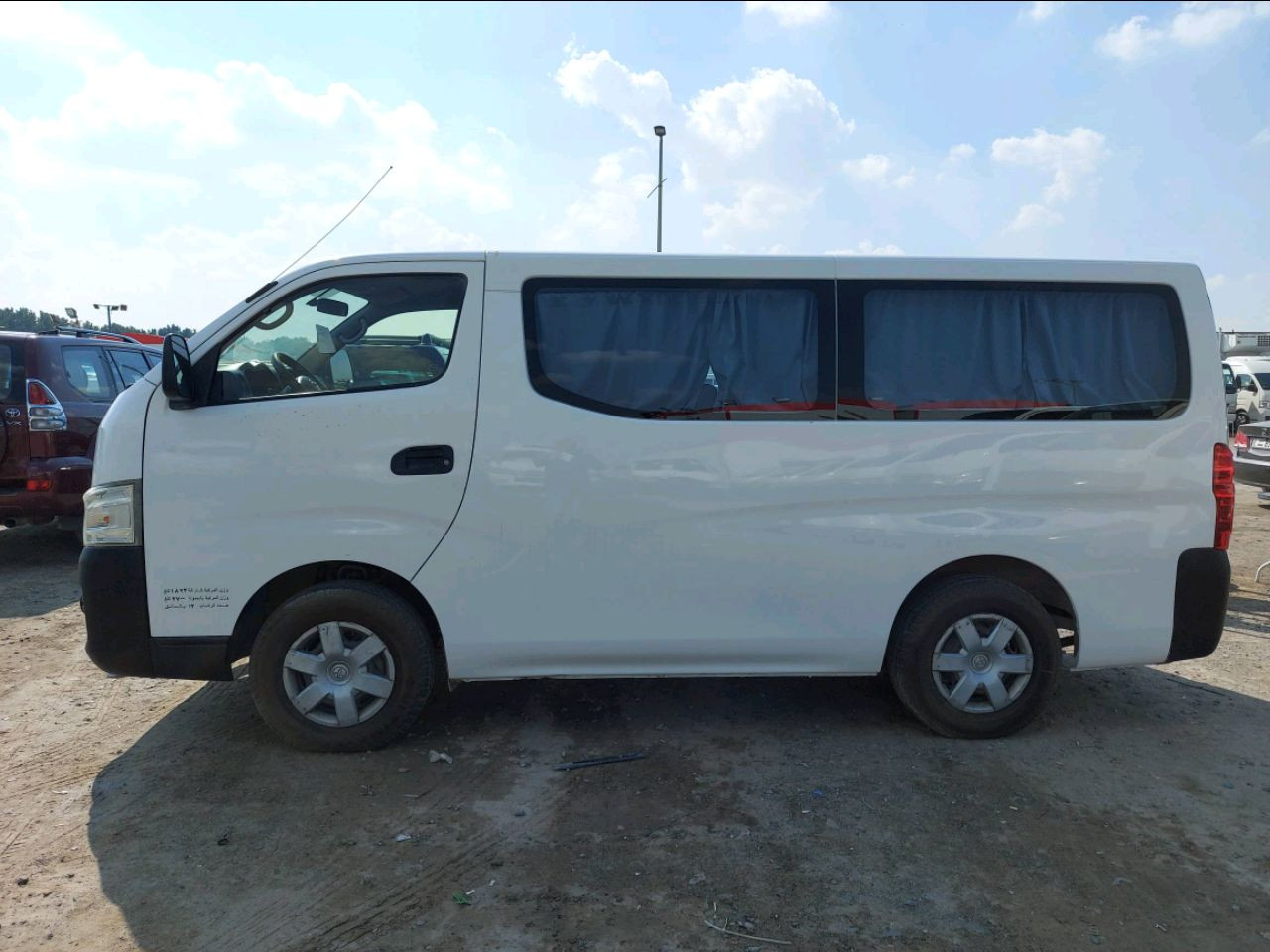 Nissan Urvan - Image 5