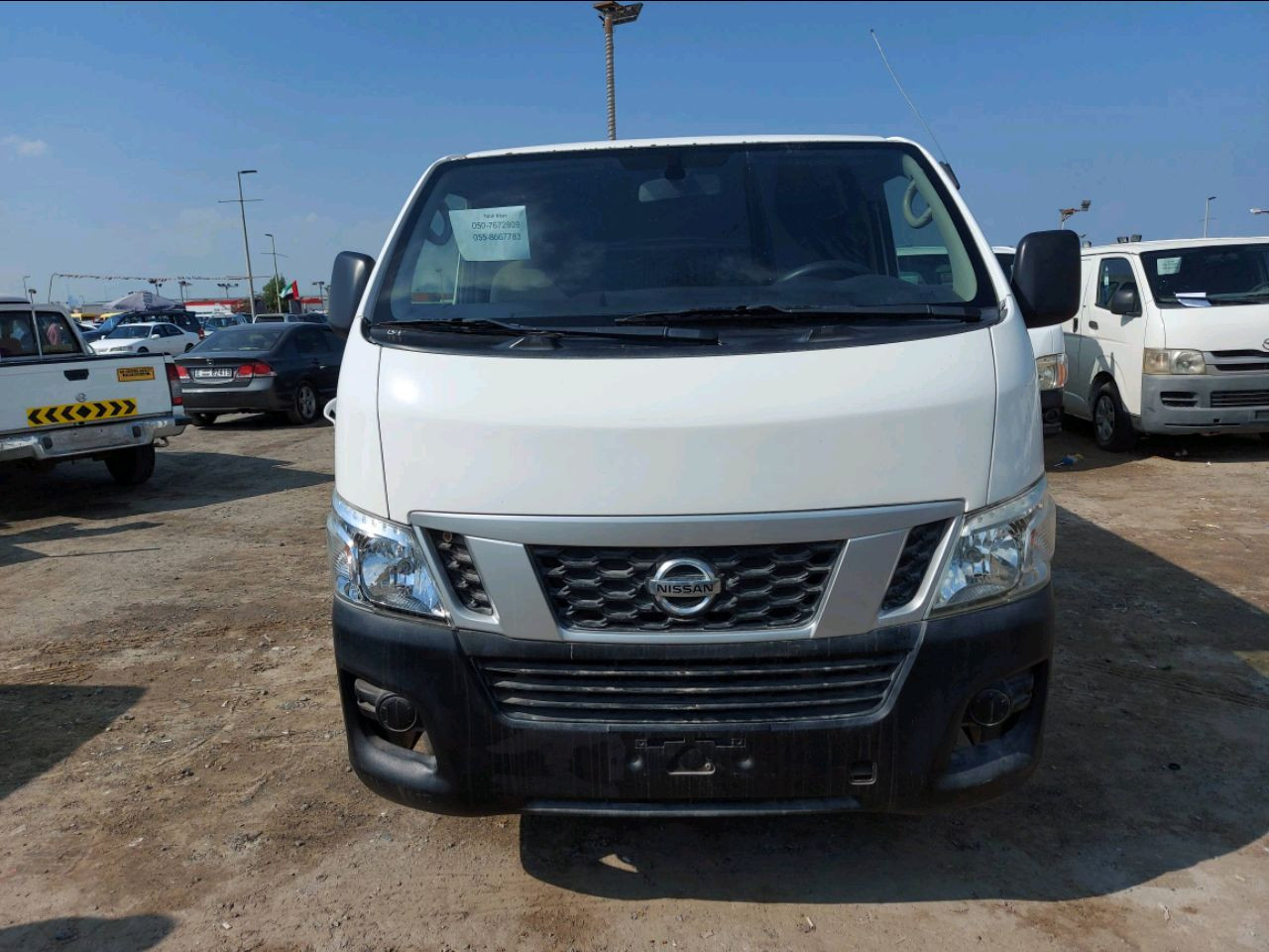 Nissan Urvan - Image 4