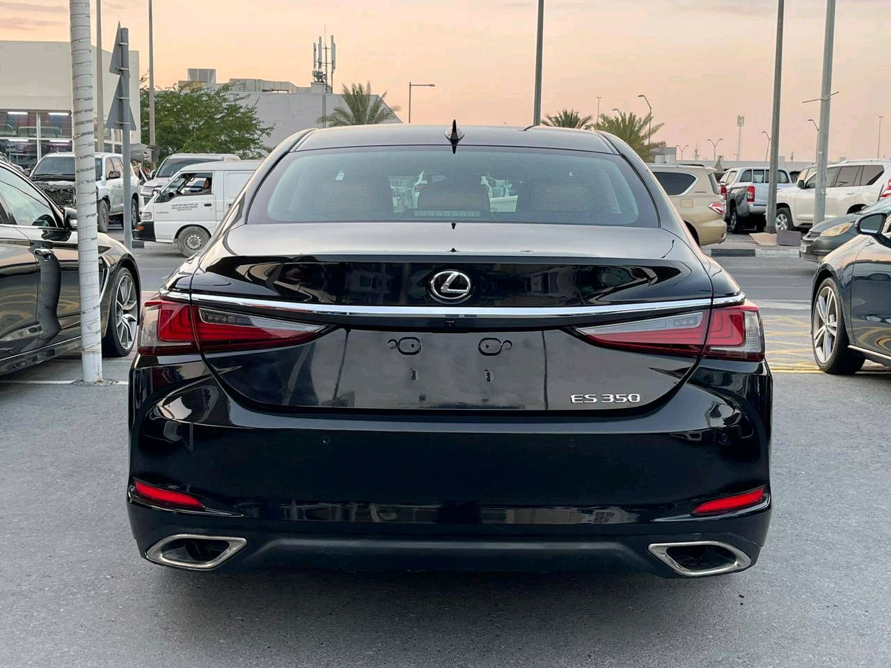 Lexus ES-Series - Image 3