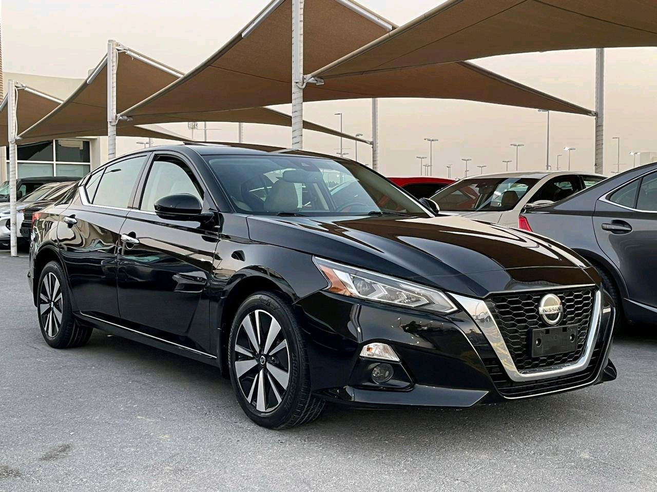 Nissan Altima - Image 3