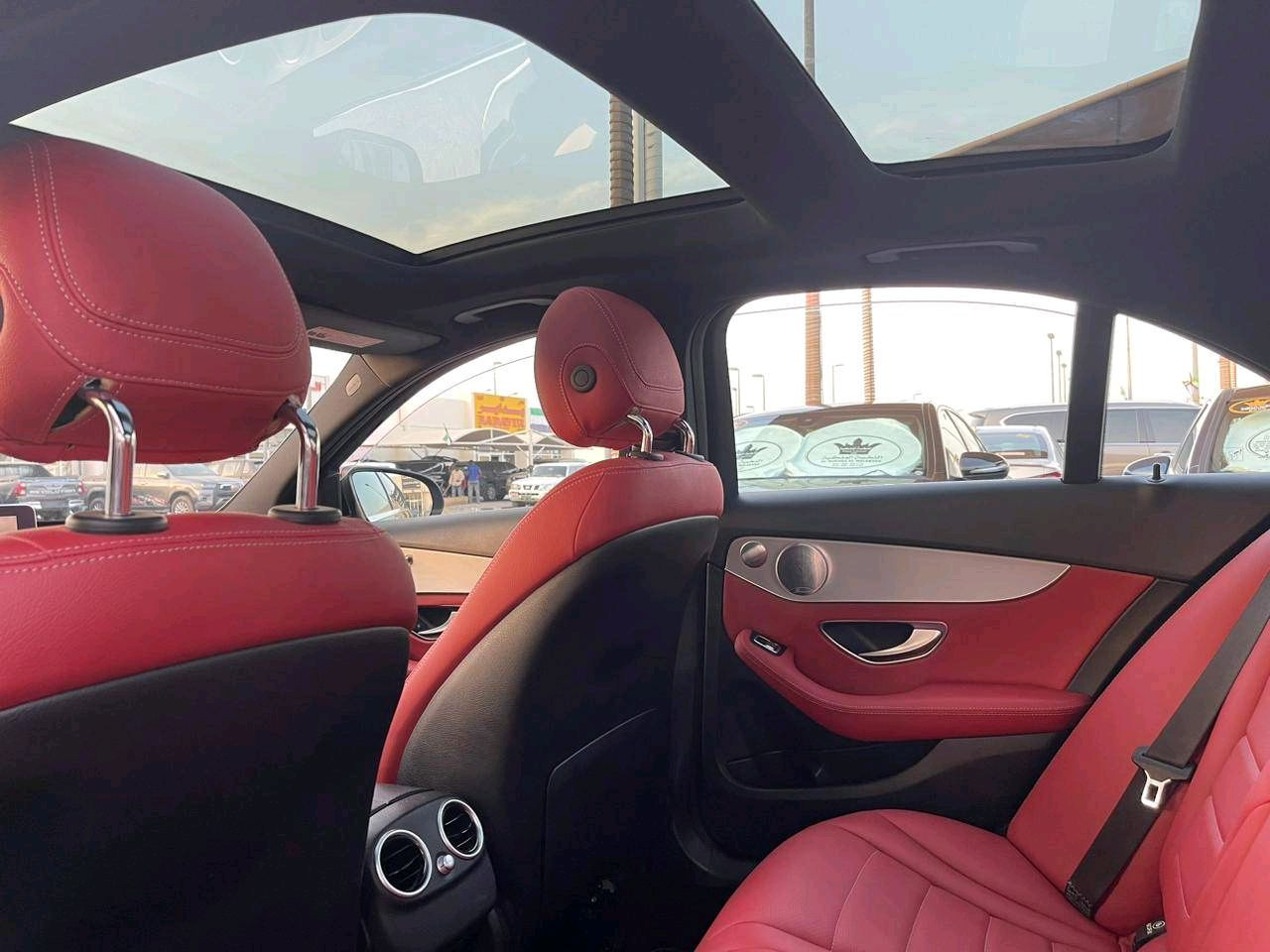 Mercedes Benz C-Class - Image 9