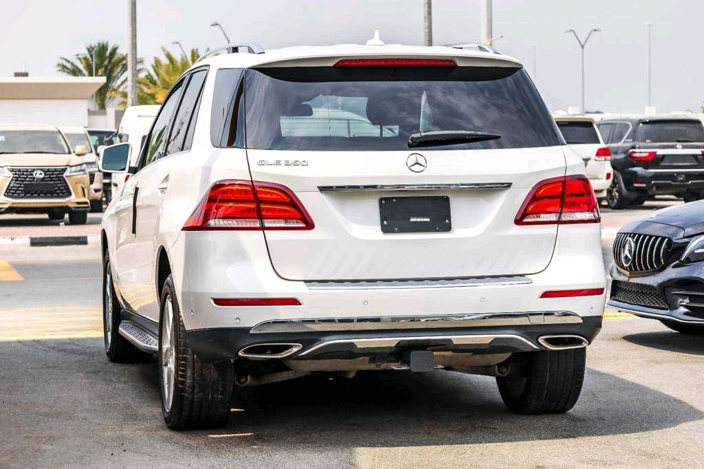 Mercedes Benz GLE SUV - Image 5