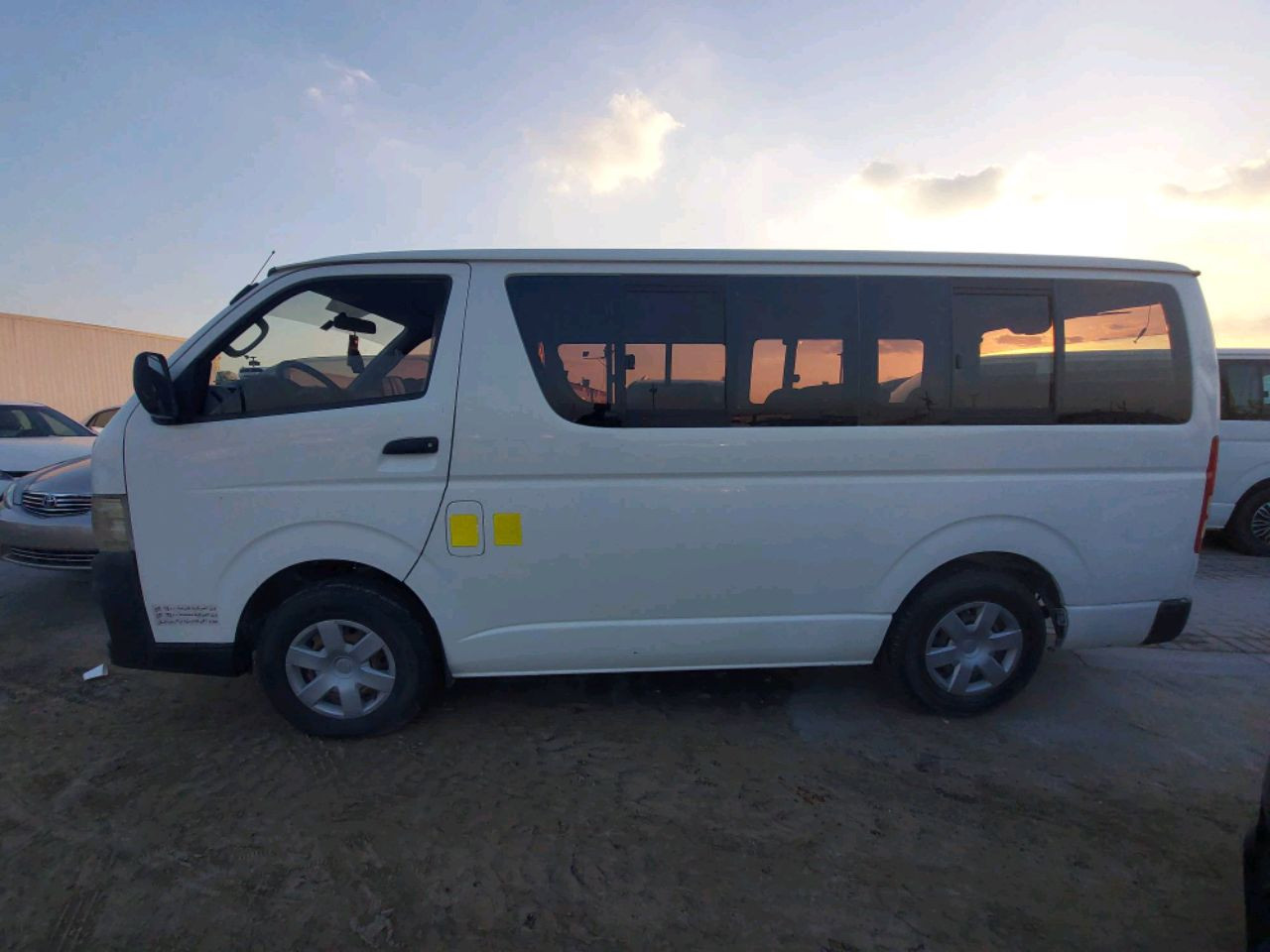 Toyota Hiace - Image 2