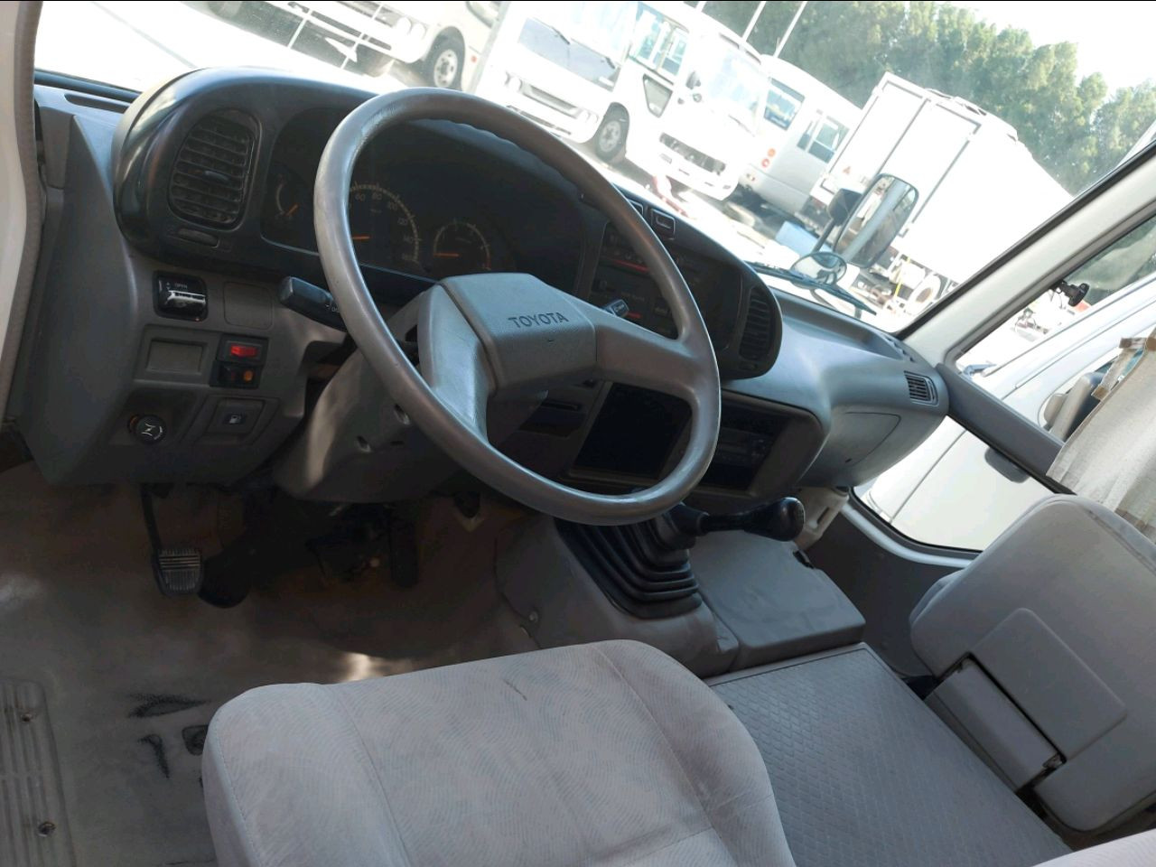 Toyota Coaster - Image 4
