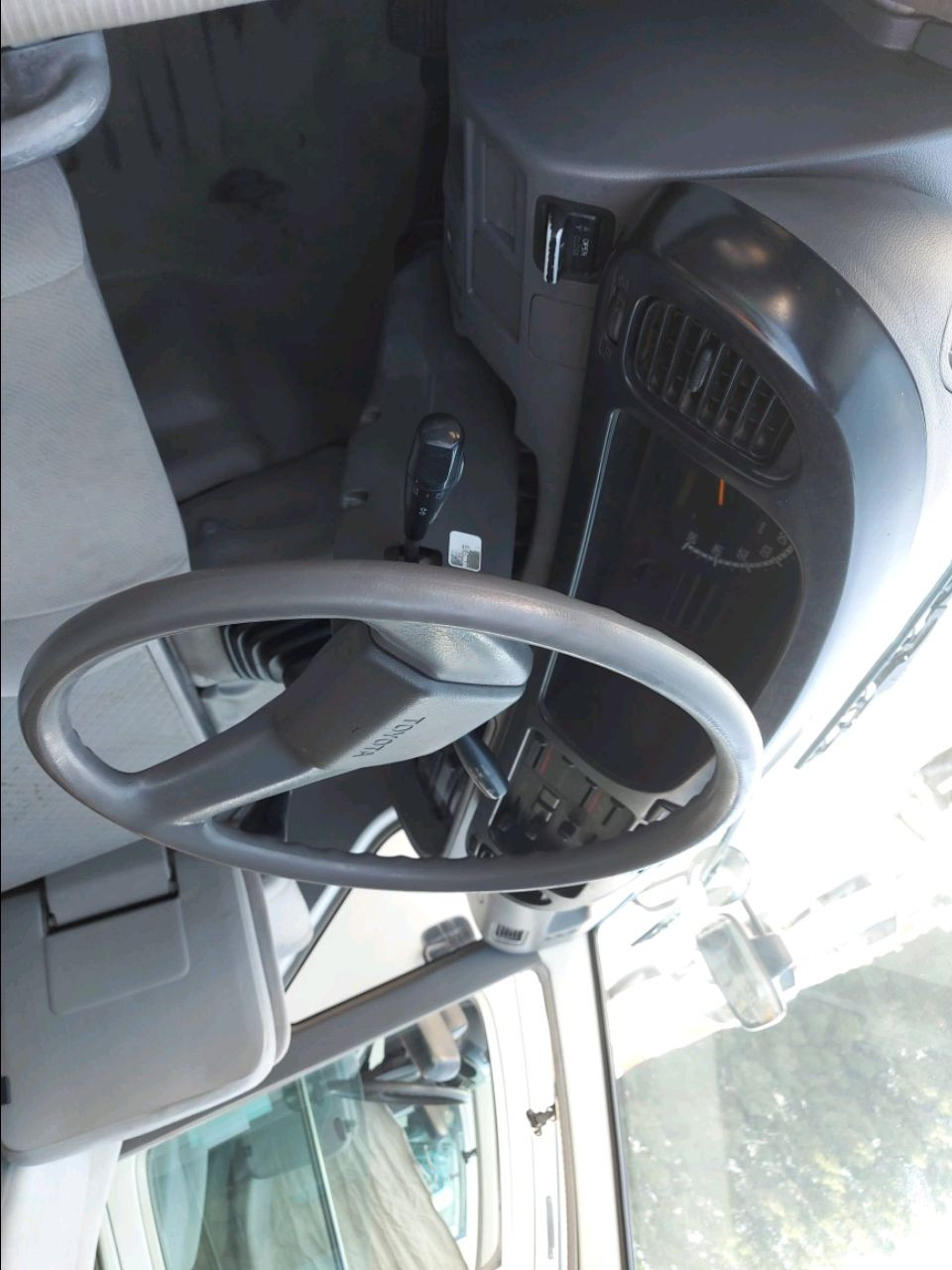 Toyota Coaster - Image 5