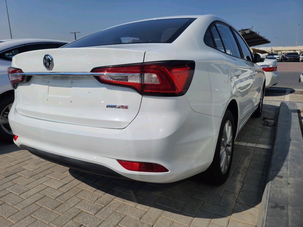MG 5 - Image 5