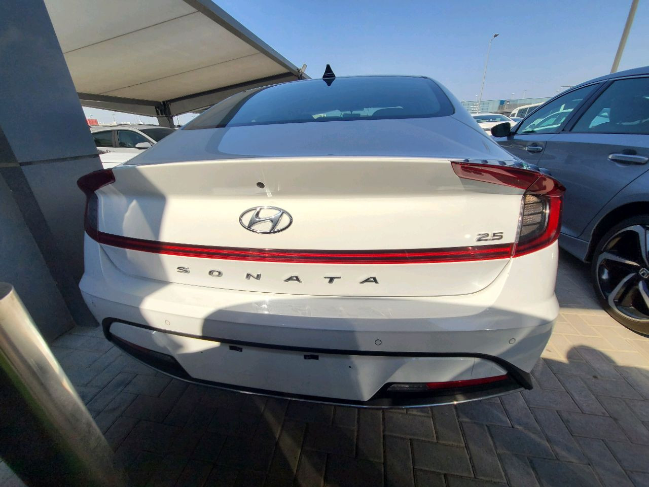 Hyundai Sonata - Image 5