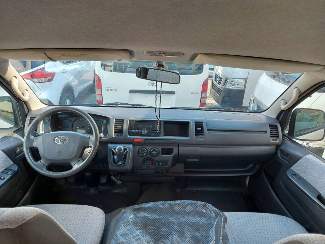 Toyota Hiace - Image 3