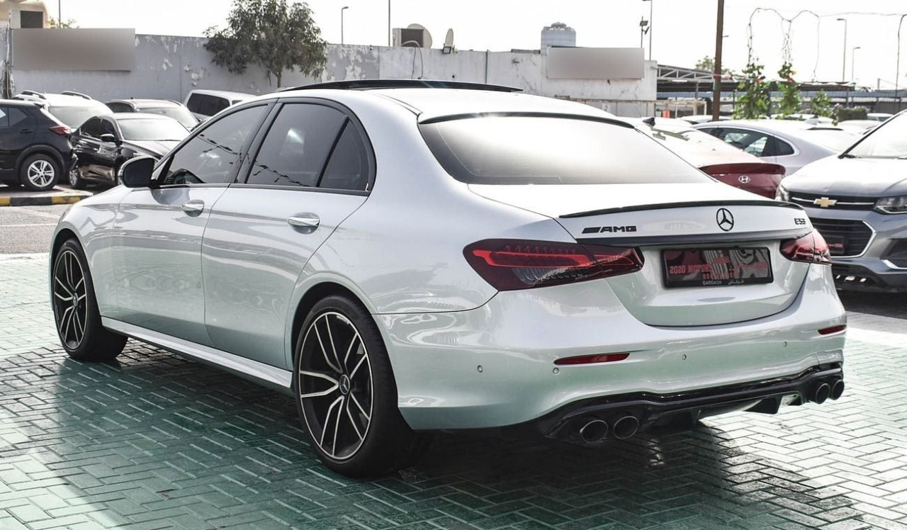 Mercedes Benz E-Class - Image 4