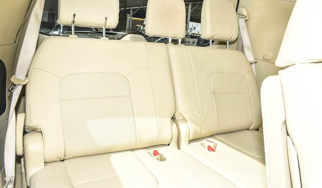 Toyota Land Cruiser - Image 6