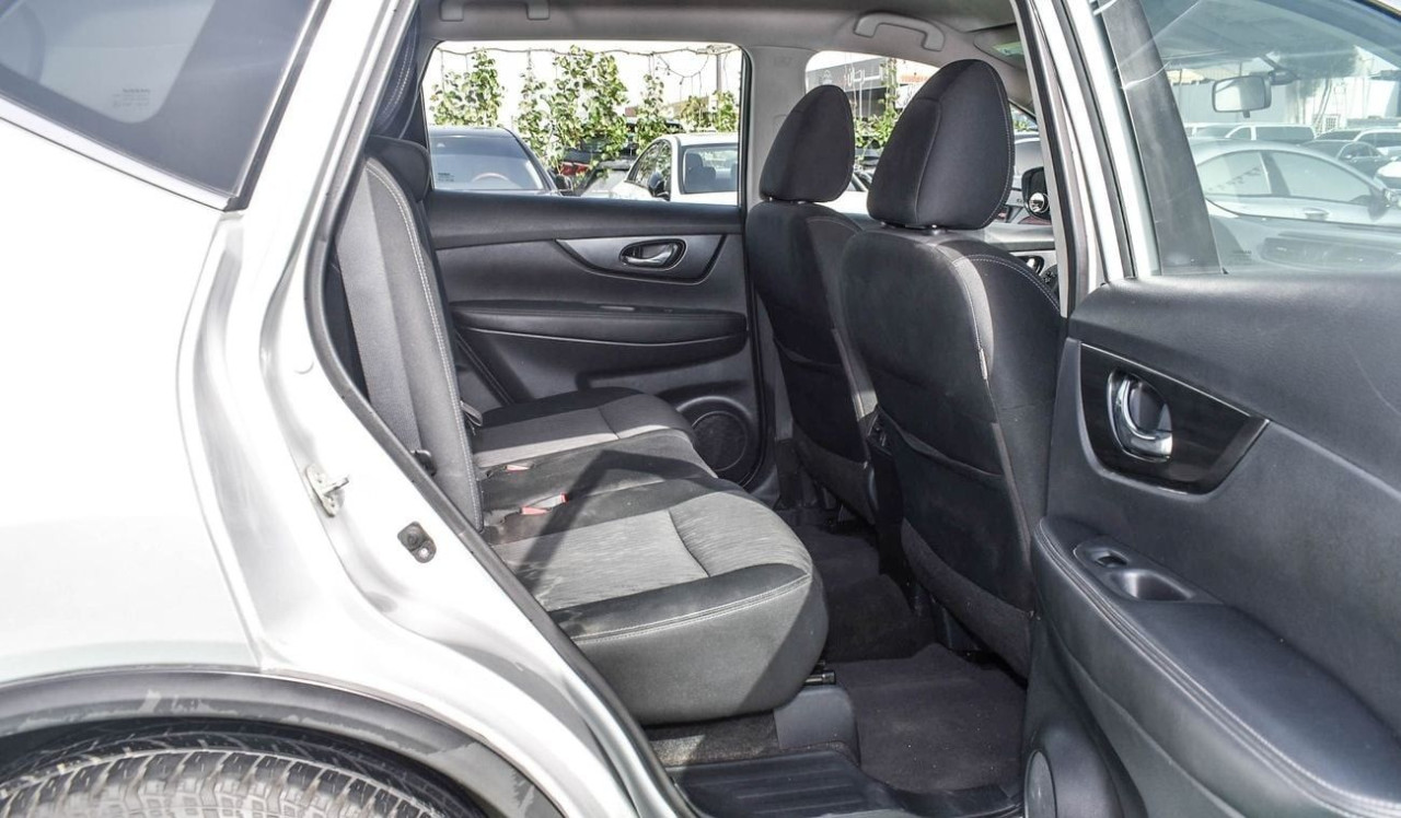 Nissan Rogue - Image 8