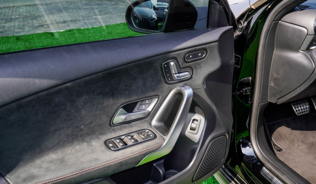 Mercedes Benz A-Class - Image 12