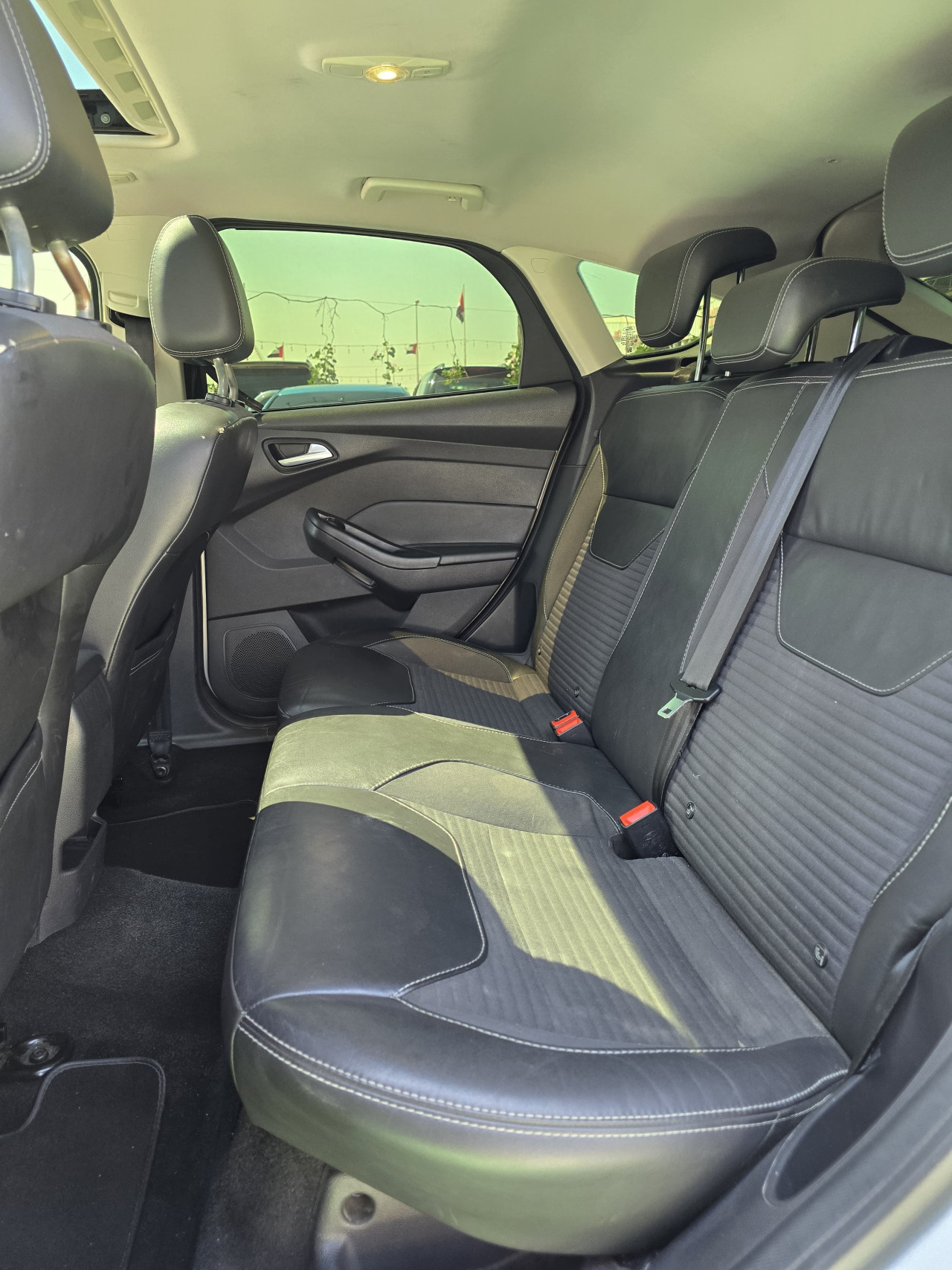 Ford Focus - Image 6