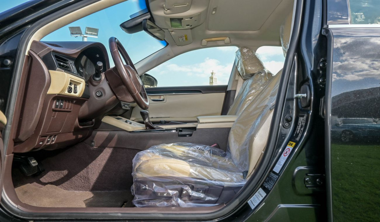 Lexus ES-Series - Image 7
