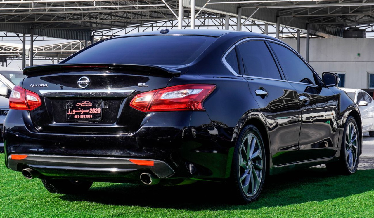 Nissan Altima - Image 7