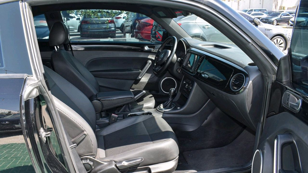 Volkswagen Beetle - Image 3