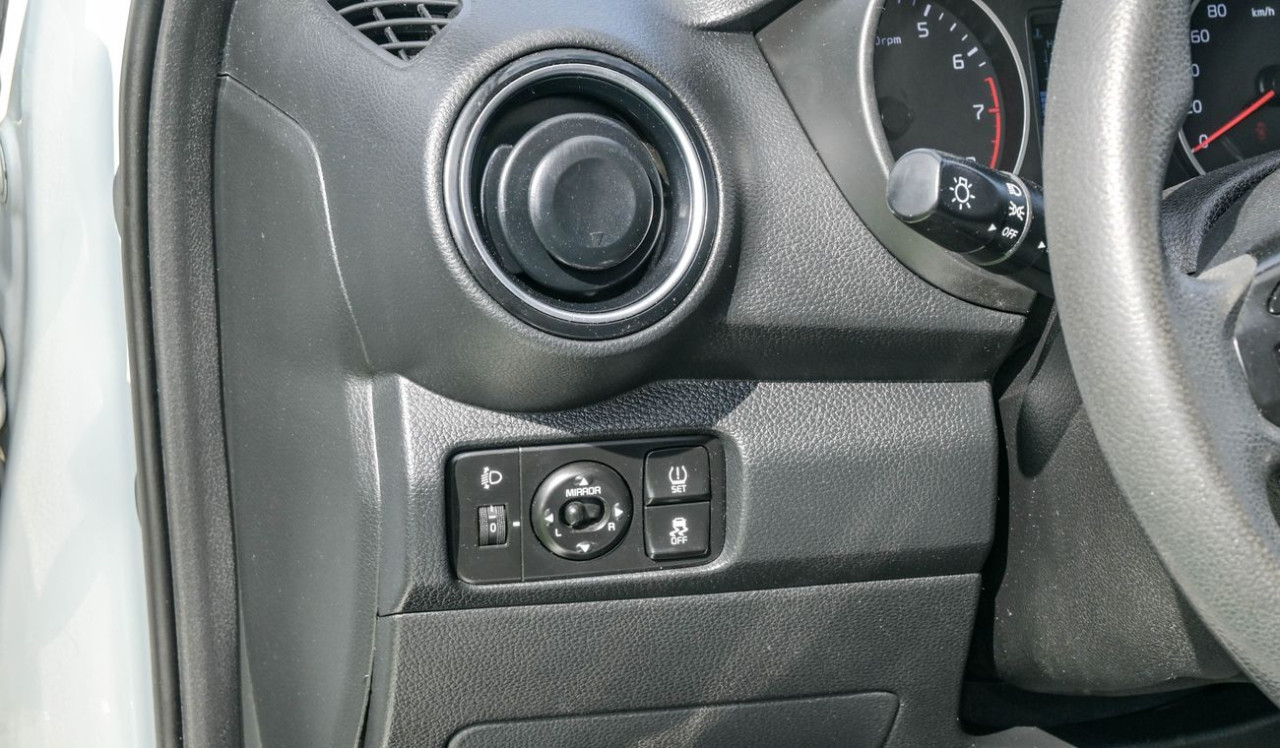 KIA Pegas - Image 11