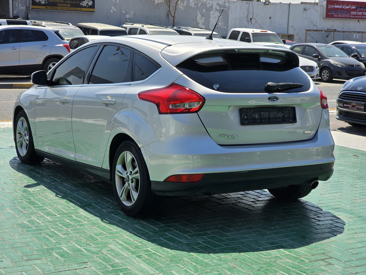Ford Focus - Image 10