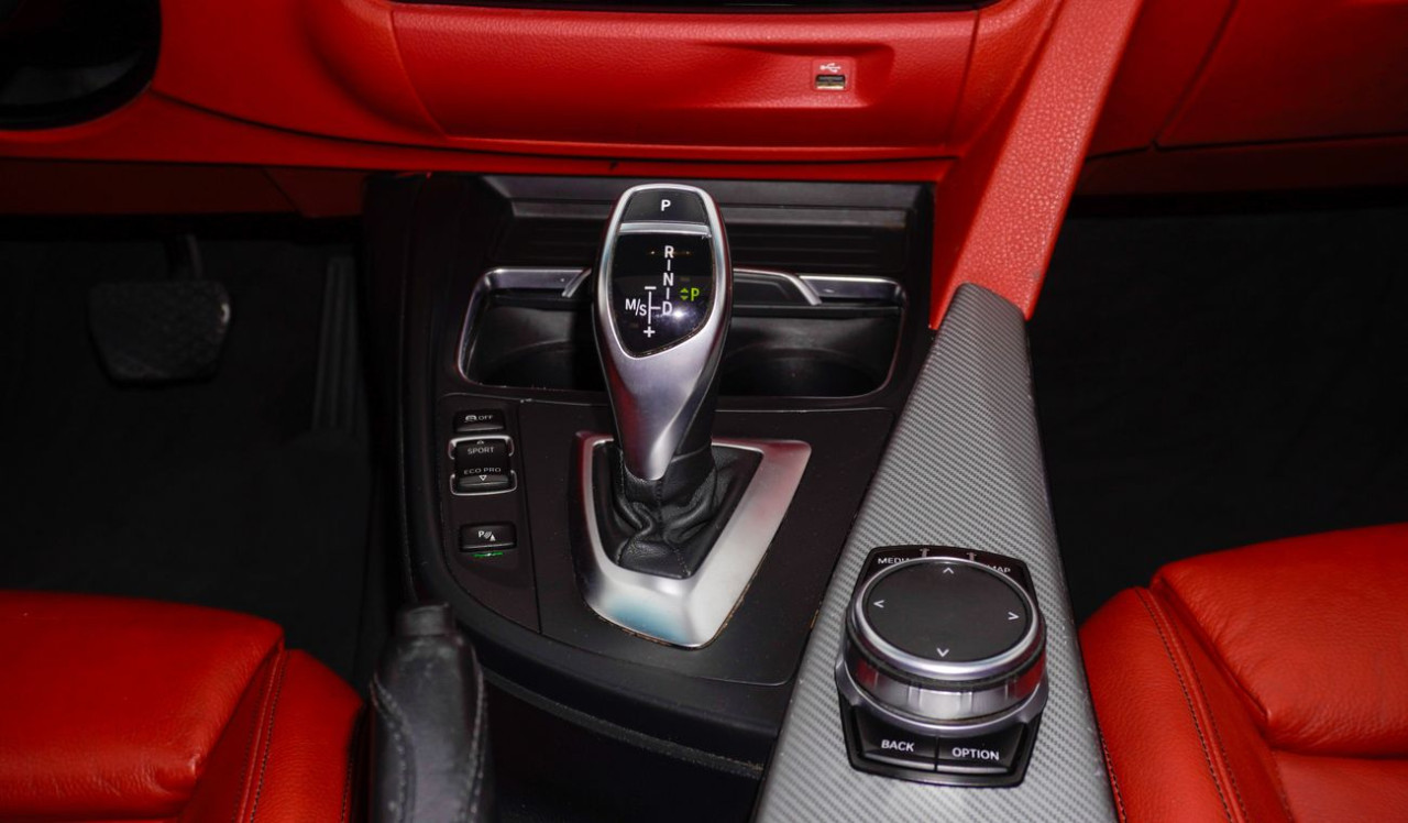 BMW 4-Series - Image 9