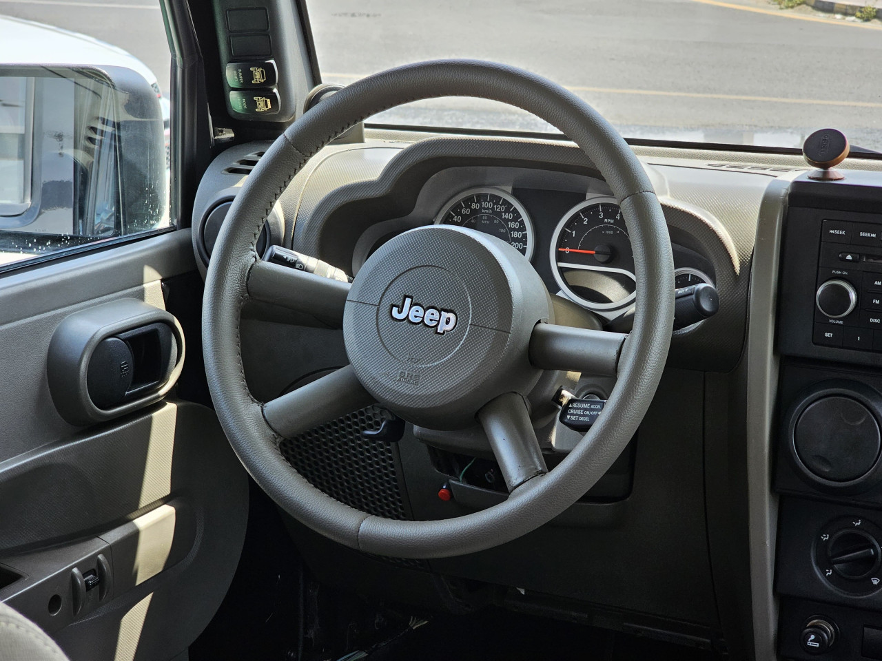 Jeep Wrangler - Image 4
