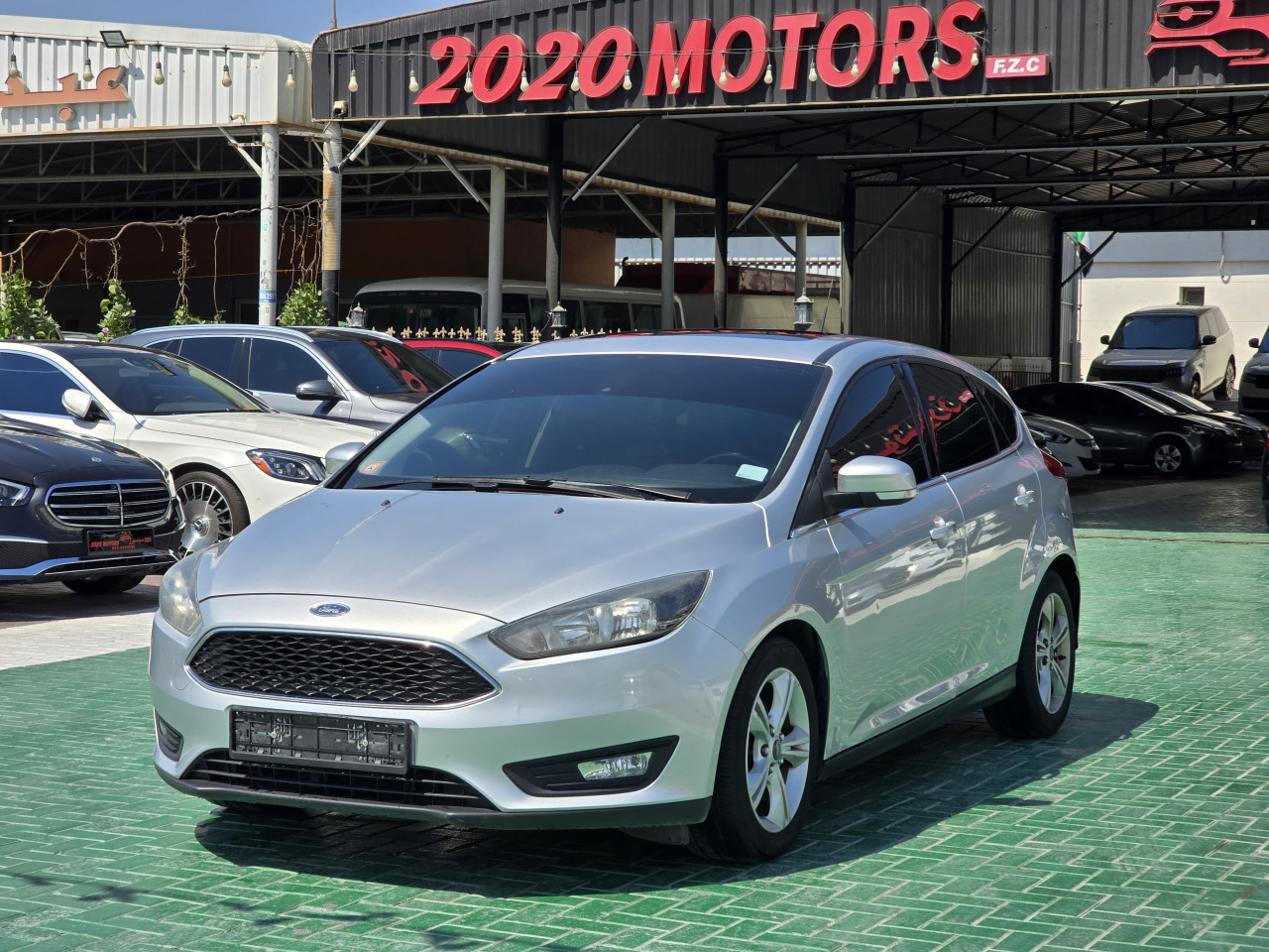 Ford Focus - Image 11