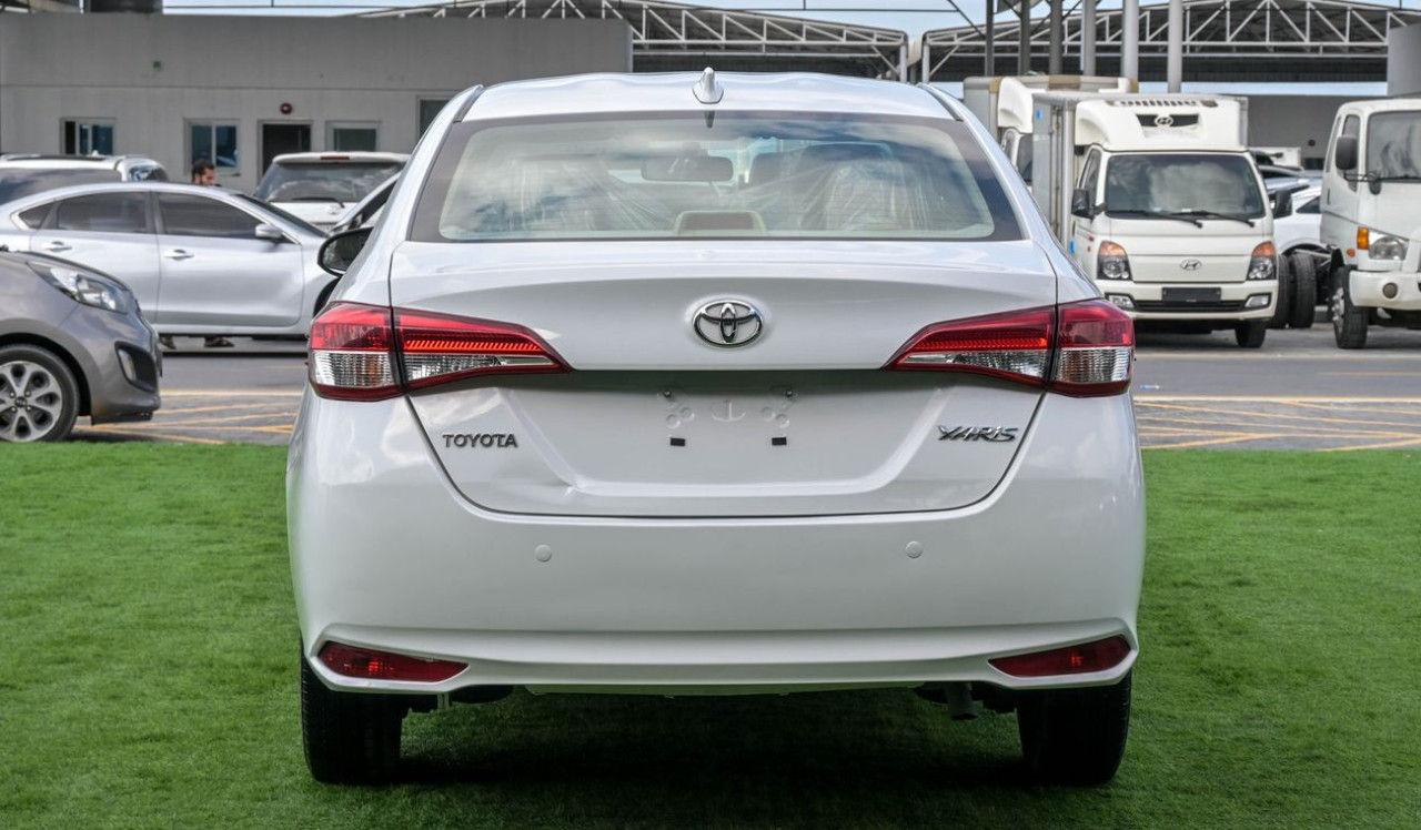Toyota Yaris - Image 5