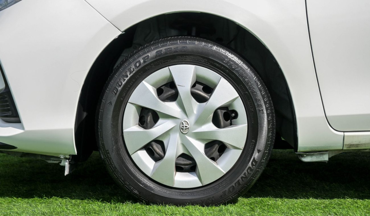 Toyota Yaris - Image 3