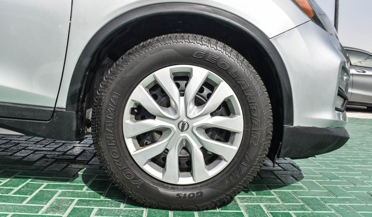 Nissan Rogue - Image 7