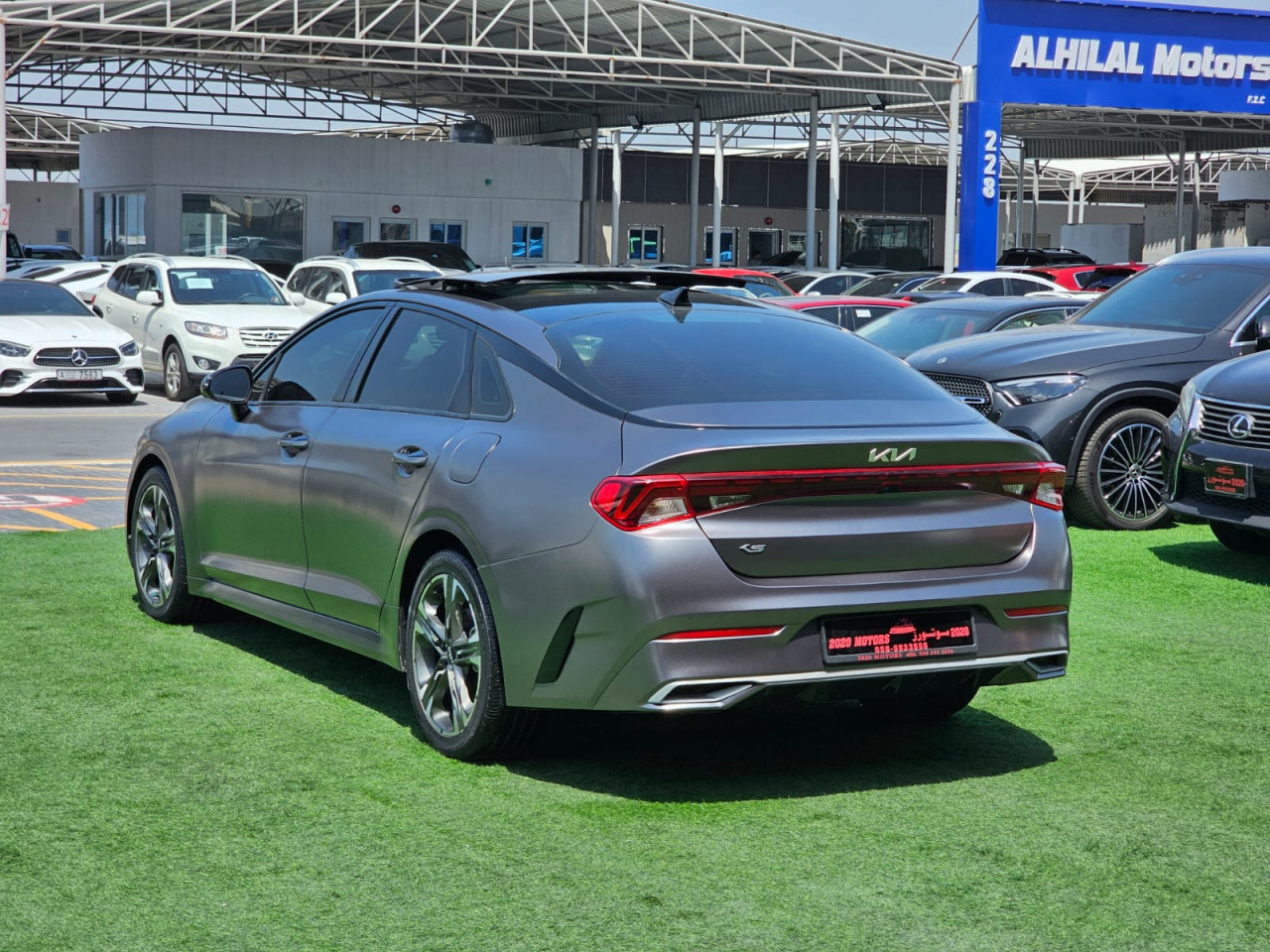 KIA K 5 - Image 11