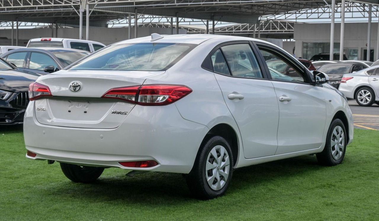 Toyota Yaris - Image 4