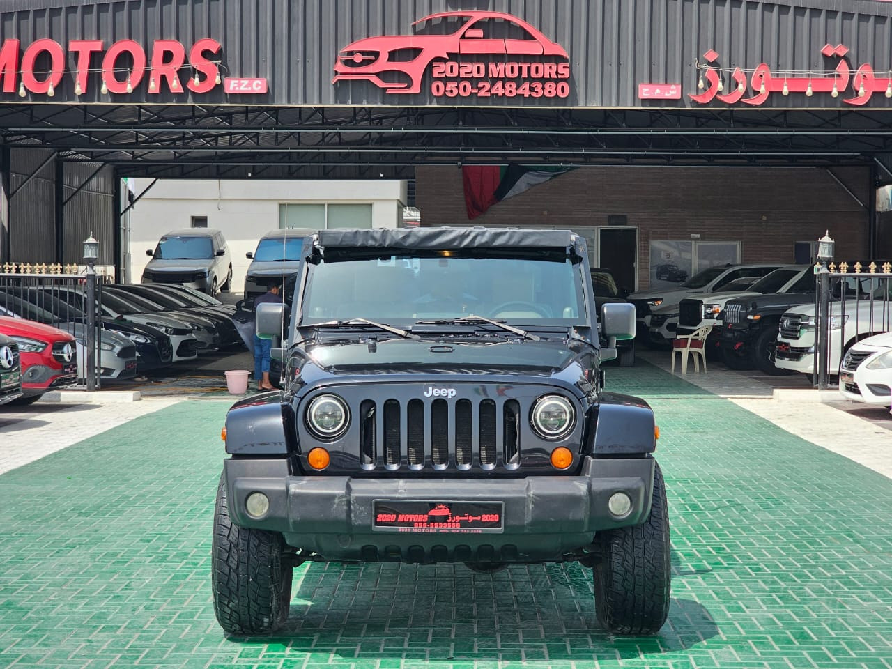 Jeep Wrangler - Image 11