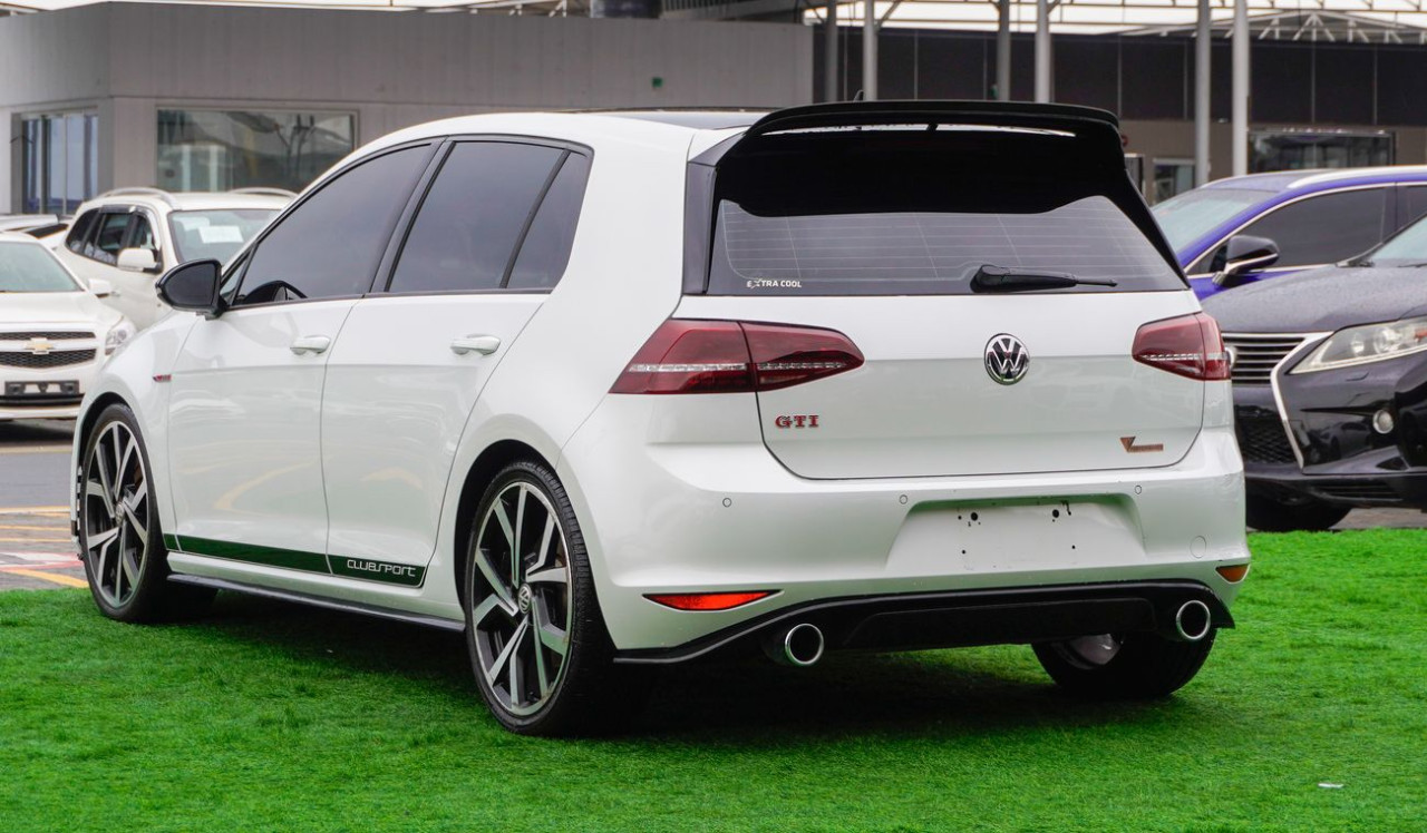 Volkswagen Golf - Image 6