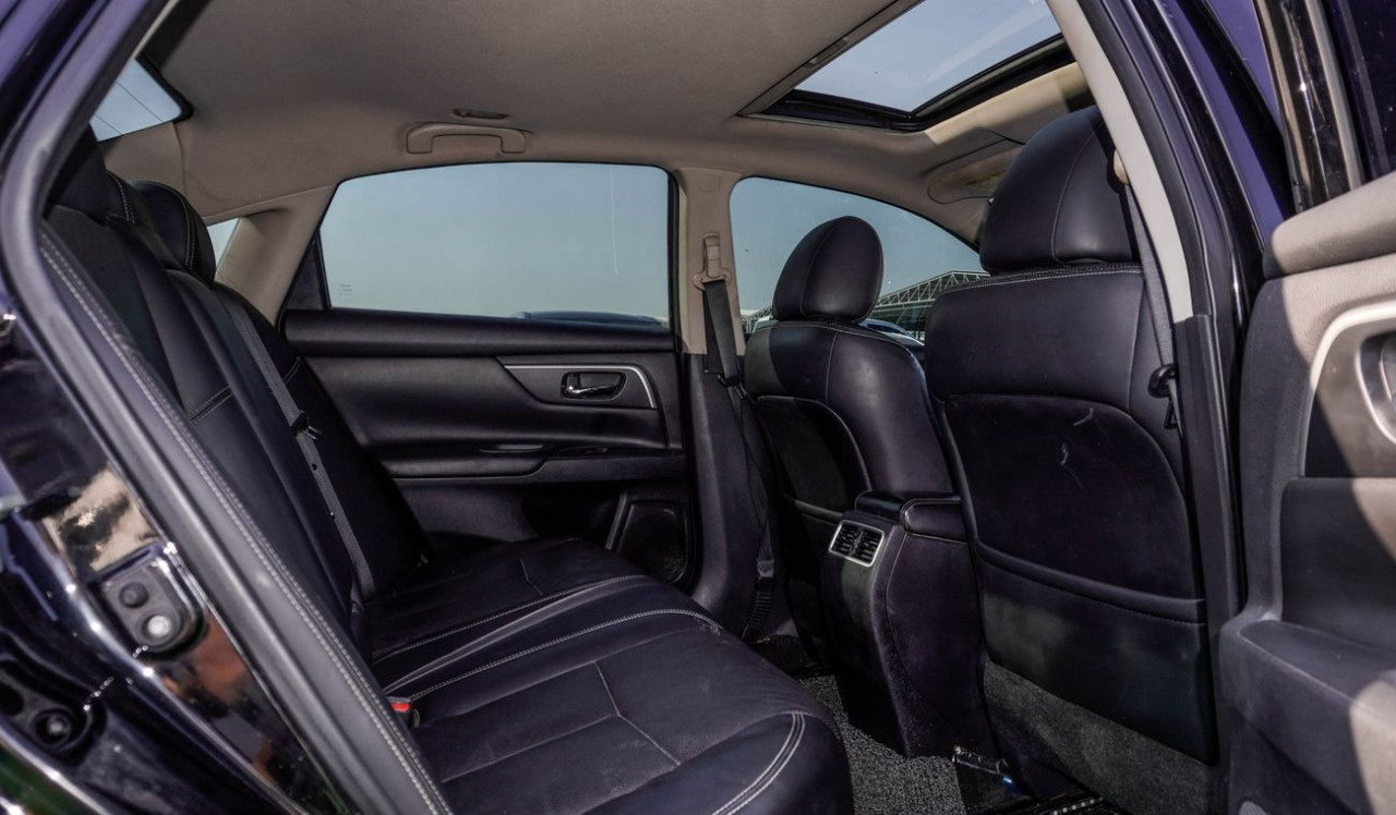 Nissan Altima - Image 3