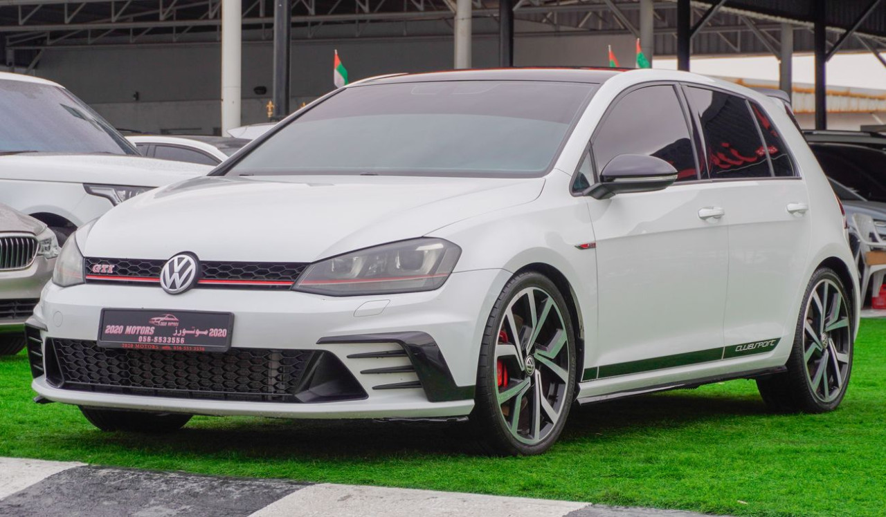 Volkswagen Golf - Image 9