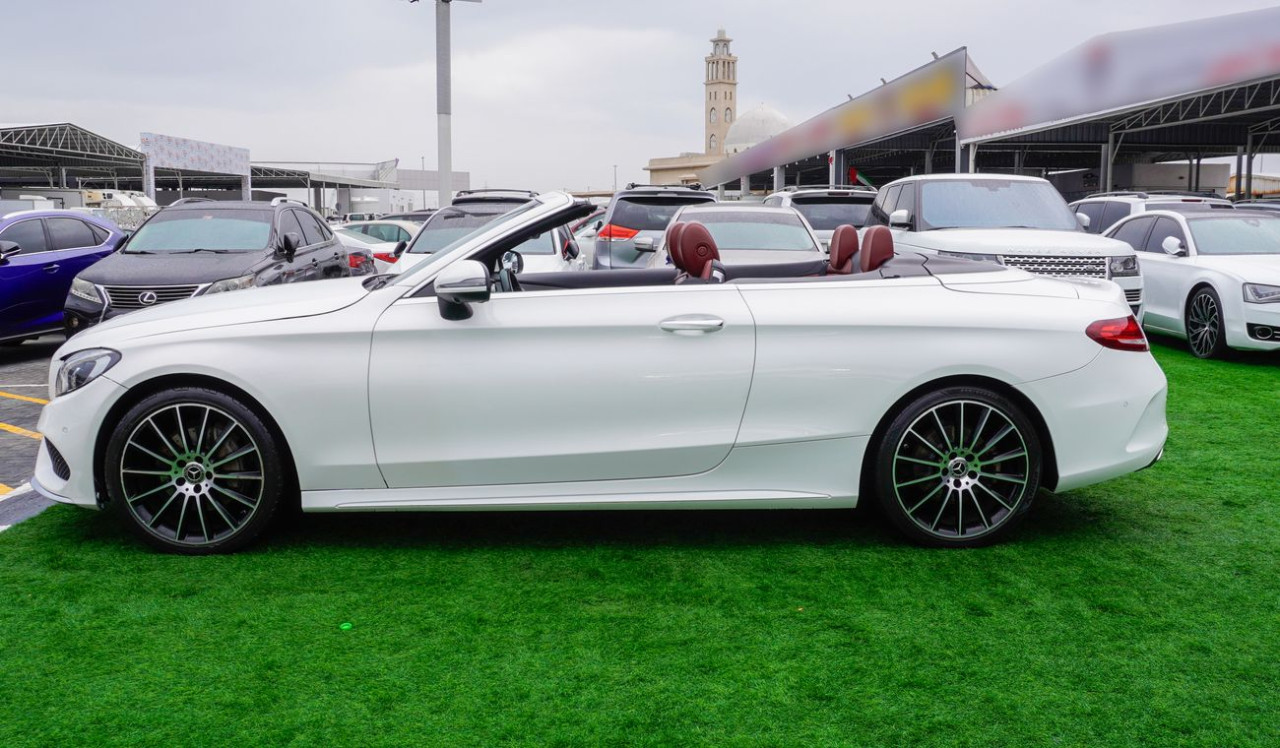 Mercedes Benz C-Class - Image 5
