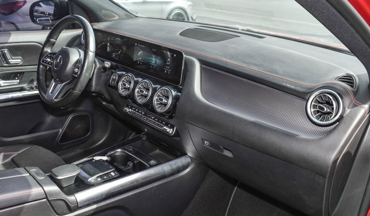 Mercedes Benz GLA - Image 5