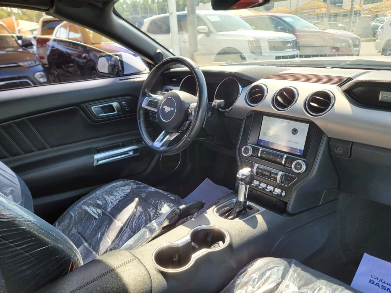 Ford Mustang - Image 10