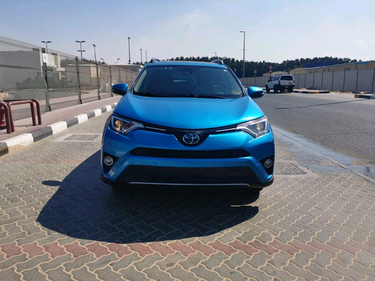 Toyota Rav 4 - Image 3